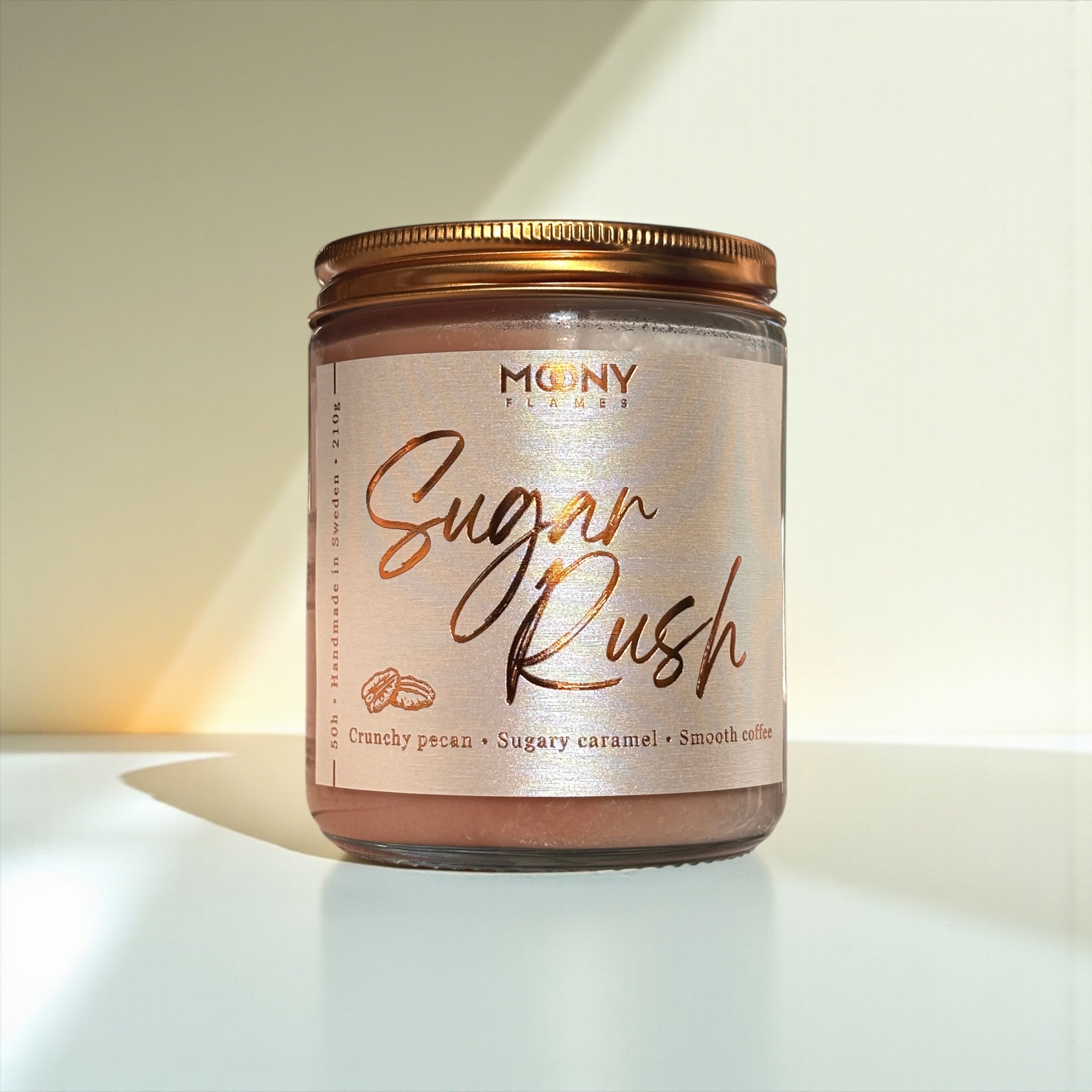 Sugar Rush – Handgjort doftljus i glasburk med doft av pekannöt, farin & söt vanilj