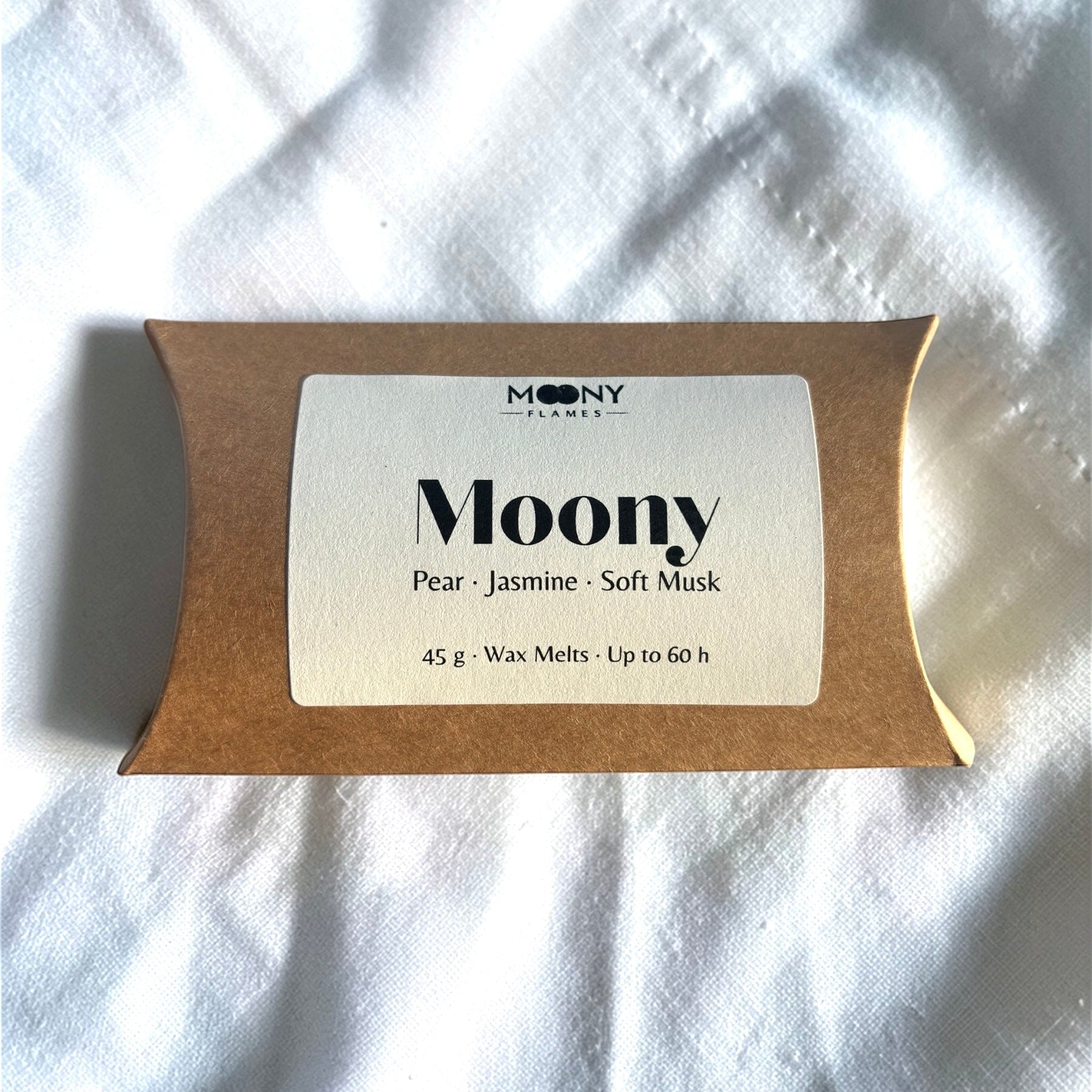 Moony handgjorda doftvaxpraliner 45 g från Sverige – doftvax för aromalampa med päron, jasmin och soft musk från Moony Flames
