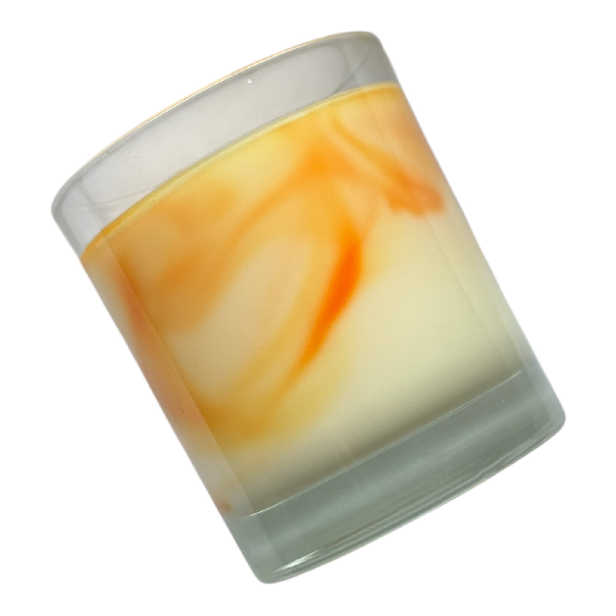 Orange-a-licious handgjort doftljus, marmorerad design med svenskt växtbaserat vax, veganskt och miljövänligt doftljus från Moony Flames, baksida.
