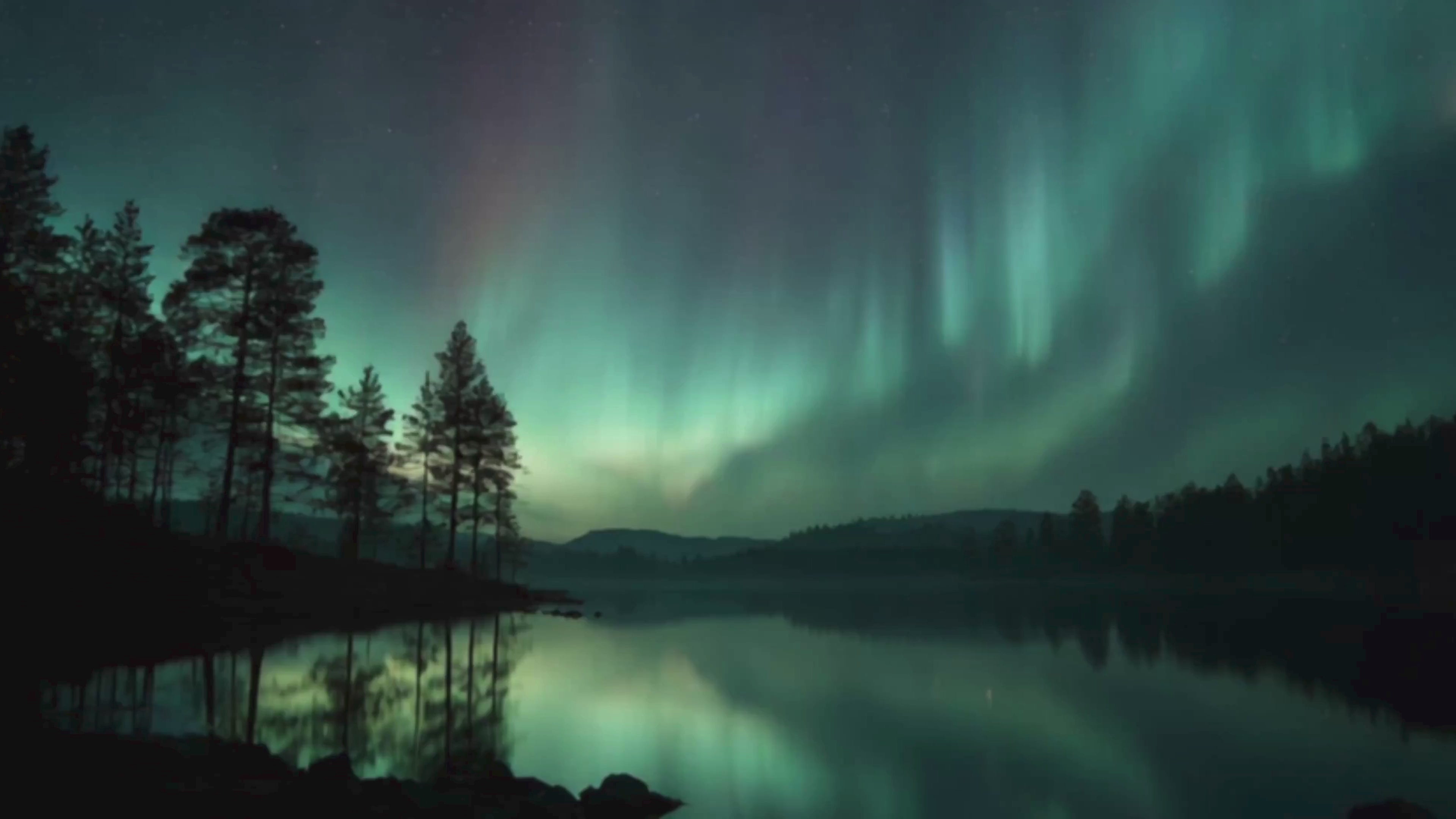 Aurora scented candle mood video – hand-poured candle from Sweden inspired by the Northern Lights and Nordic calm.